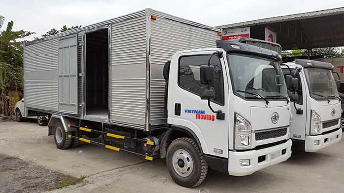 Xe tải cung cấp dịch vụ cho thuê xe tải 2 tấn chở hàng TPHCM giá rẻ tại Vietnam Moving
