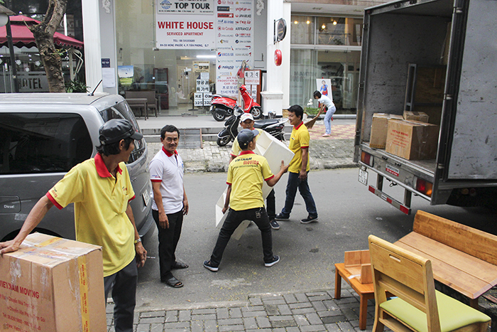 Dịch vụ chuyển nhà trọn gói giá rẻ tại Vietnam Moving cung cấp