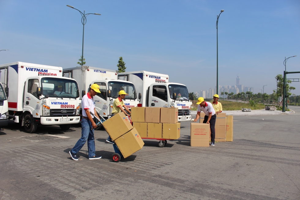 Đội ngũ nhân viên - Xe tải cung cấp dịch vụ chuyển nhà Sài Gòn tại Vietnam Moving