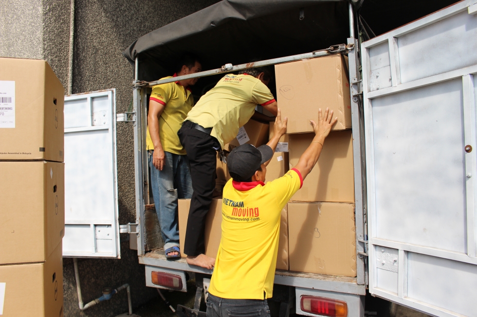 Dịch vụ chuyển nhà trọn gói quận Tân Phú TPHCM tại Vietnam Moving