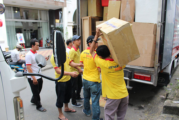 Dịch vụ cho thuê xe tải theo tháng trọn gói tại Vietnam Moving