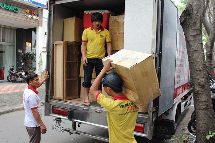 Dịch vụ taxi tải quận 6 TPHCM trọn gói tại Vietnam Moving.