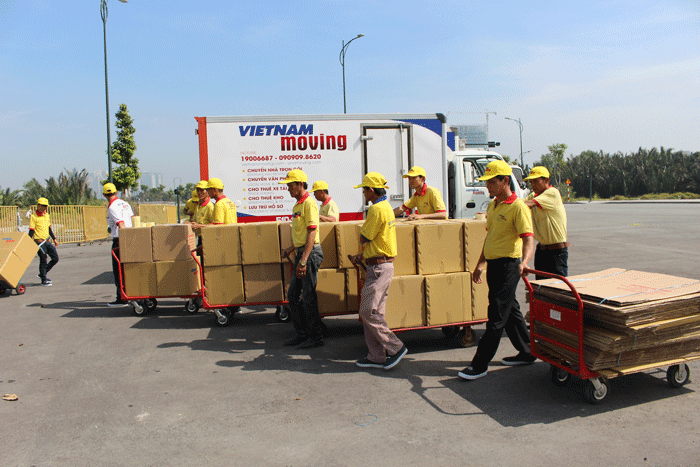 Xe taxi tải dịch vụ chuyển nhà trọn gói quận 6 TPHCM tại Vietnam Moving. 